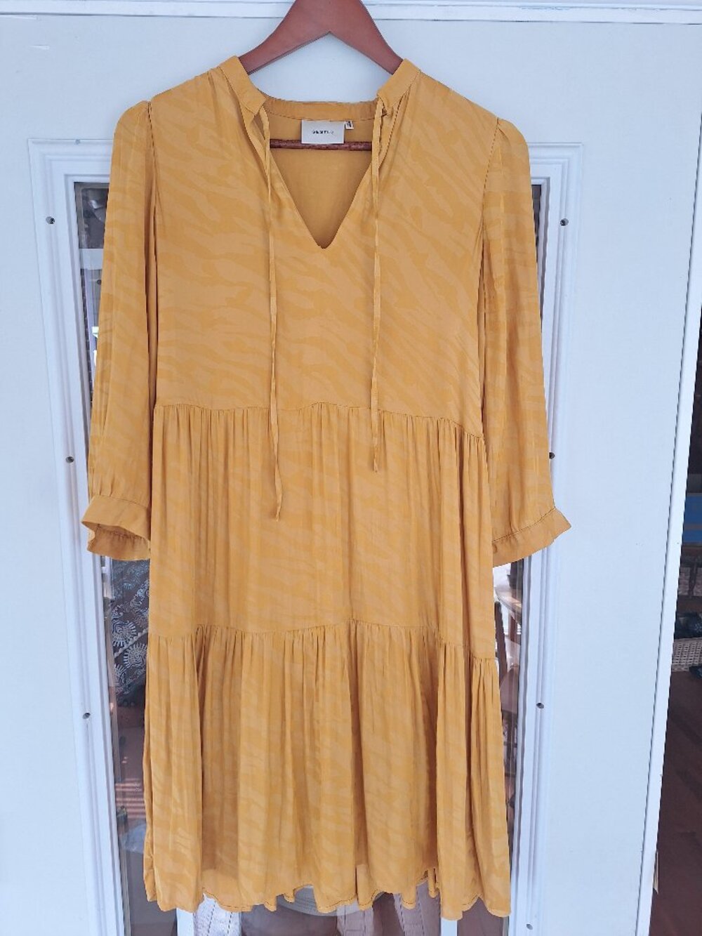 Gestuz sz 34 Yellow Tiered Dress Front Tie 3/4 sleeves USA small